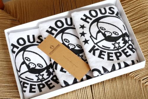 DOMINISTA HOUSE KEEPERS タオル<1箱、3枚入り>